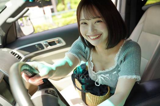 Buổi hẹn hò ngại ngùng với cô bạn gái dễ thương tinh nghịch “thích đâm sâu”