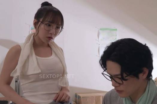 Chàng trai thất tình được chị đồng nghiệp dễ thương an ủi đến “ngập cả bím” chị